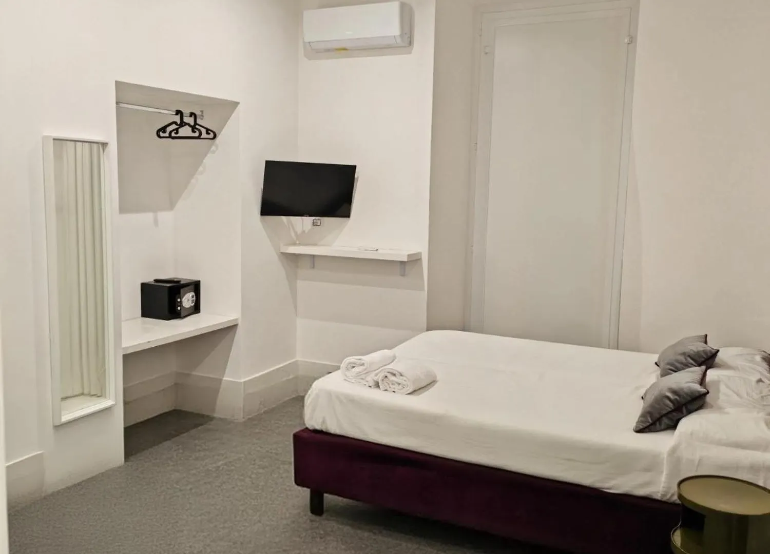 Art Street Hotel Naples 3*,  Italy